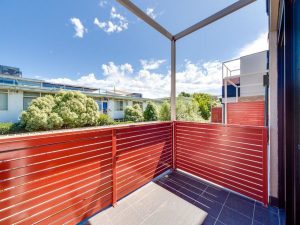 ELSTERNWICK-FIVE ELSTERNWICK-FIVE